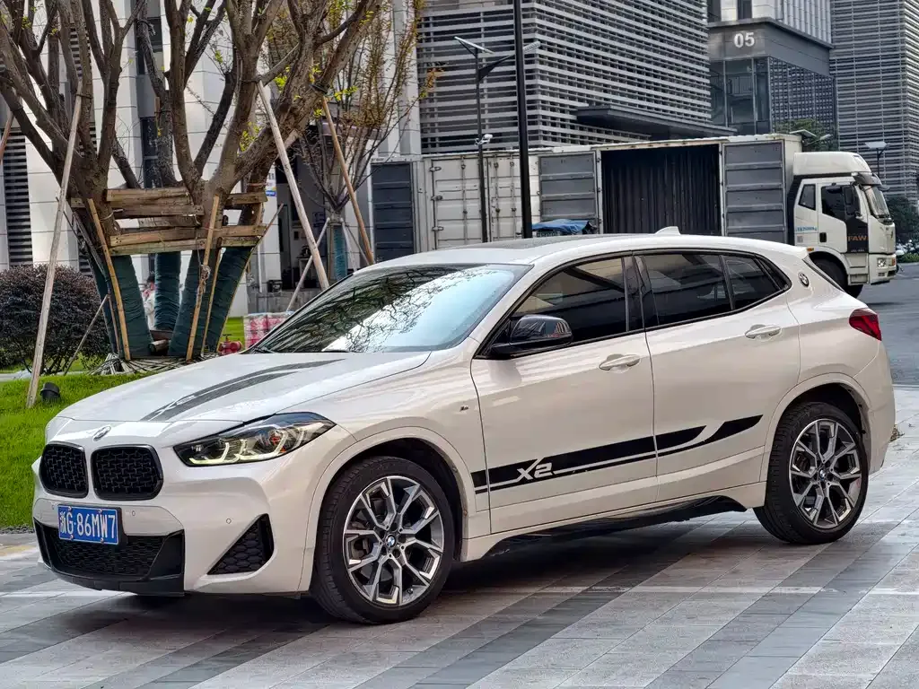 BMW X2 — фото 5