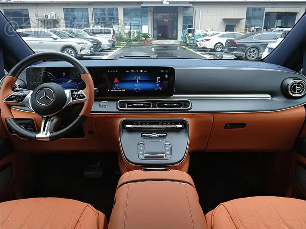 Mercedes-Benz Vito 2025 из CN, фото 6