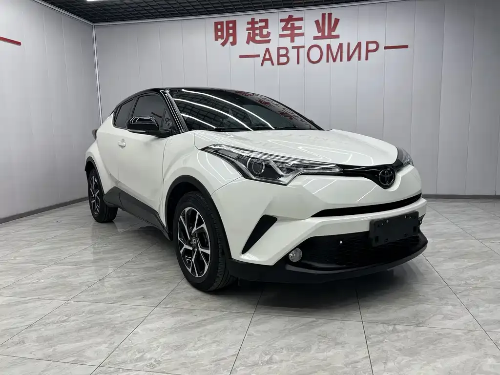 Toyota C-HR 2021 из CN, фото 2