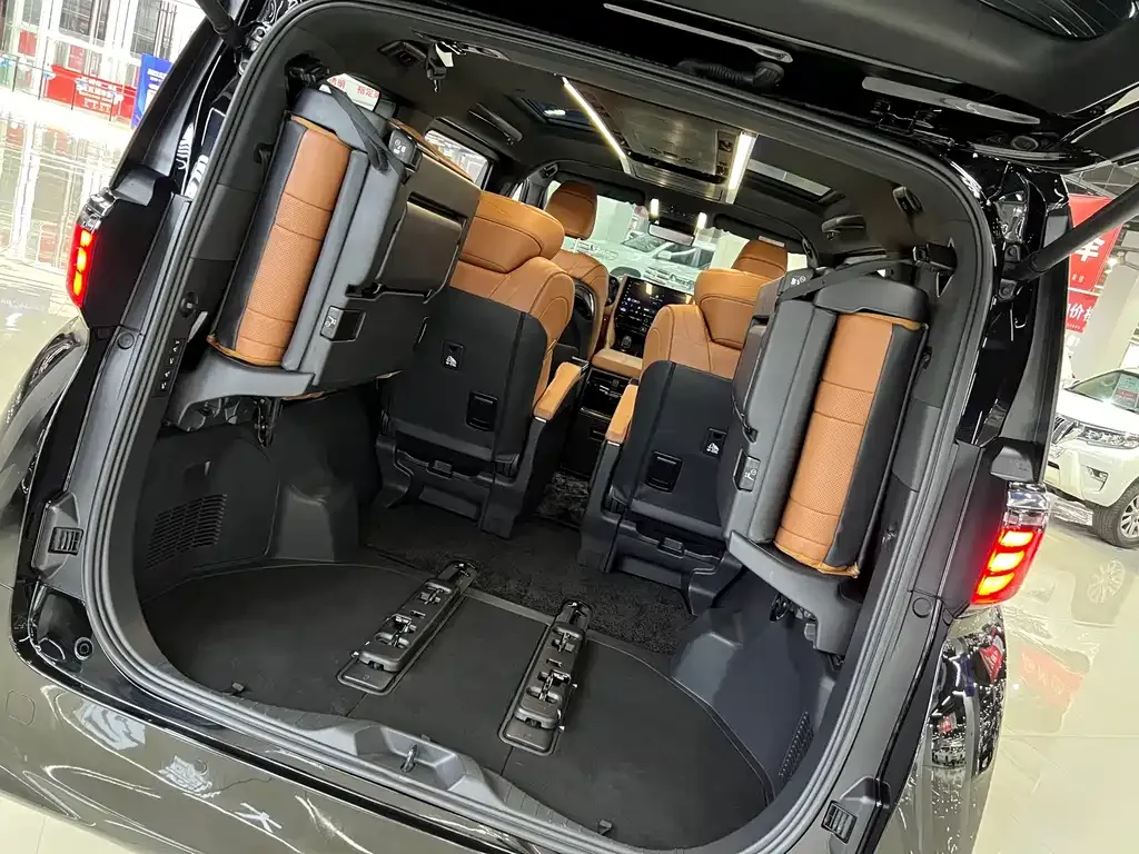 Toyota Alphard 2024 из CN, фото 7