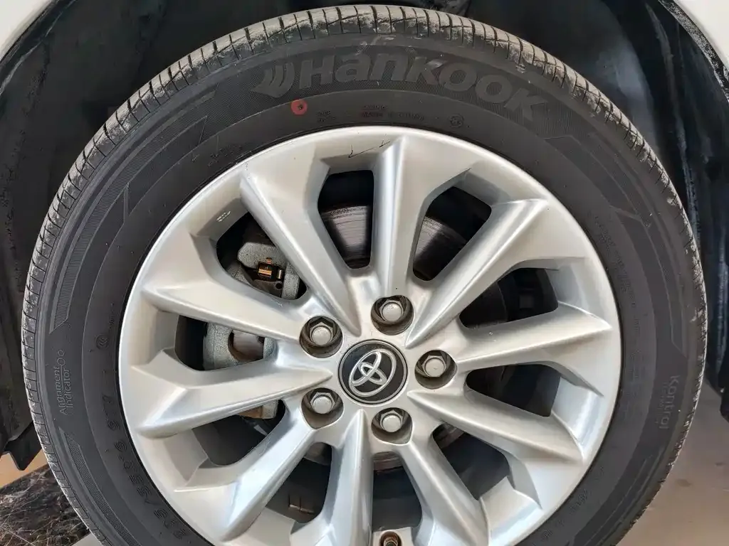 Toyota Corolla 2021 из CN, фото 5