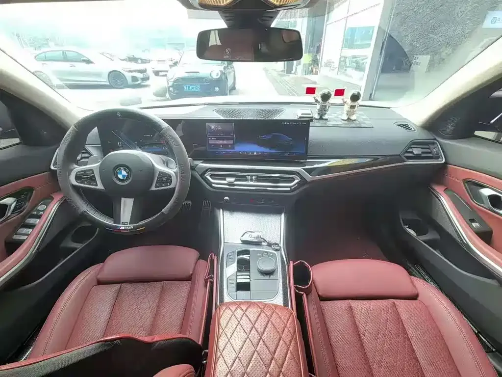 BMW 3 Series 2024 из CN, фото 5