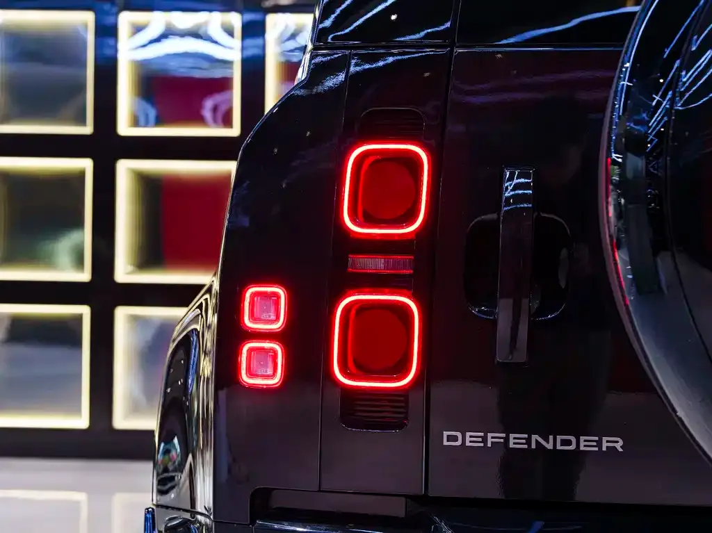Land Rover Defender 2025 из CN, фото 10