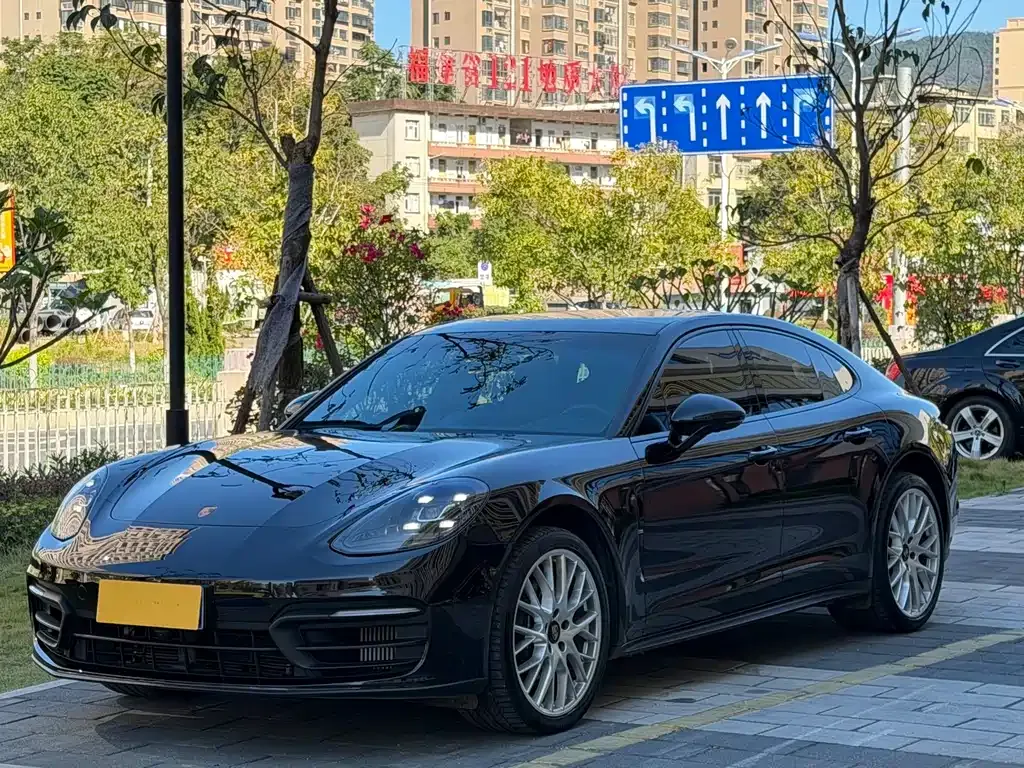 Porsche Panamera 2023 из CN, фото 1