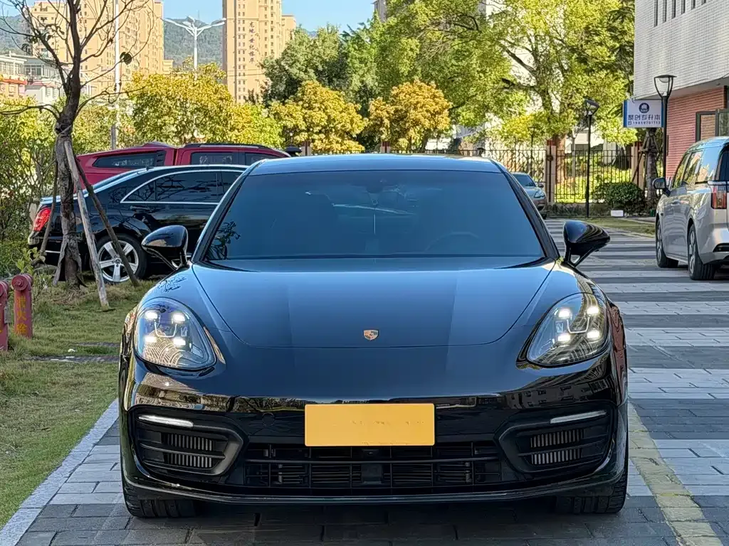 Porsche Panamera 2023 из CN, фото 2