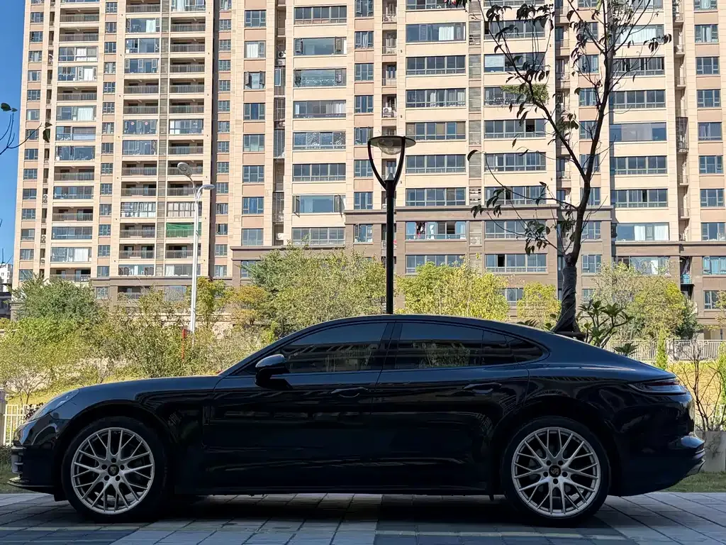 Porsche Panamera 2023 из CN, фото 4