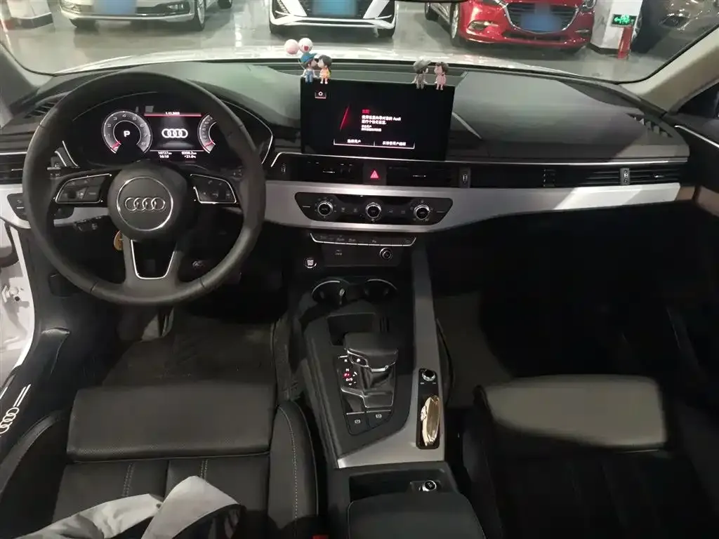 Audi A4L 2023 из CN, фото 10