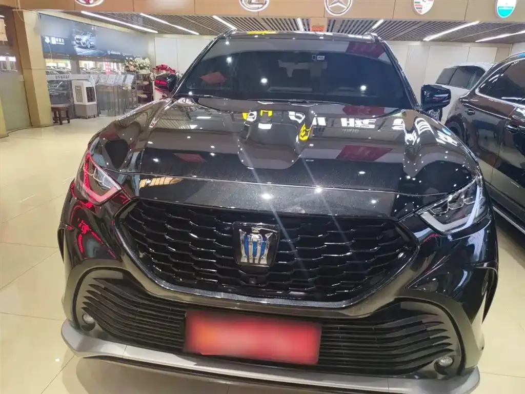 Toyota Crown Kluger 2022 из CN, фото 3