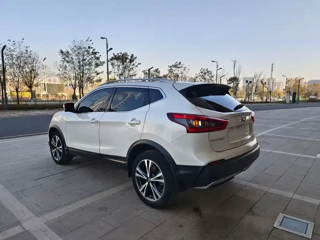 Nissan Qashqai 2021 из CN, фото 4