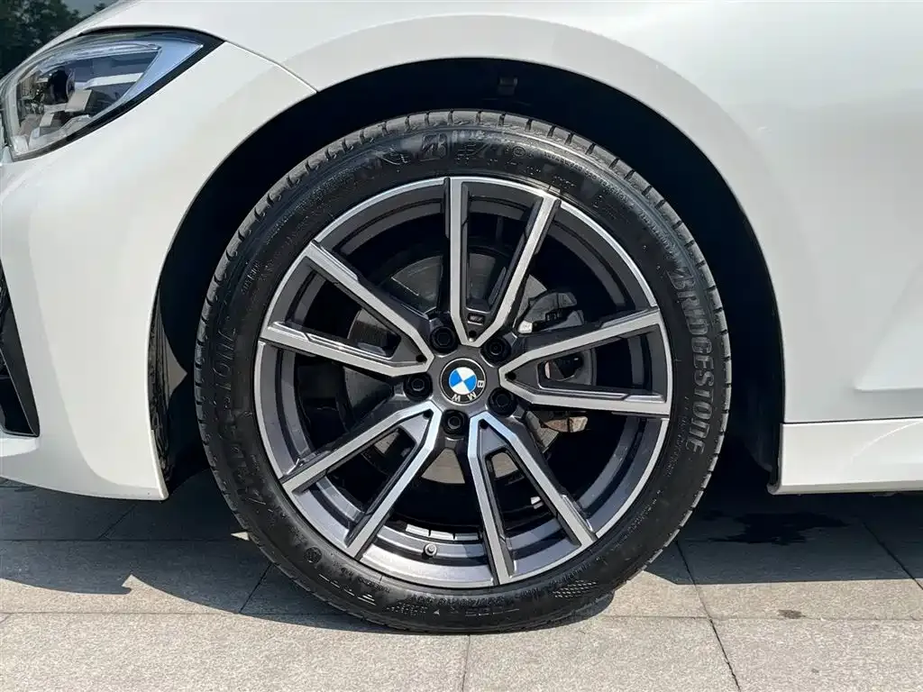 BMW 3 Series 2021 из CN, фото 10