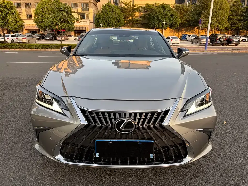 Lexus ES 2024 из CN, фото 2