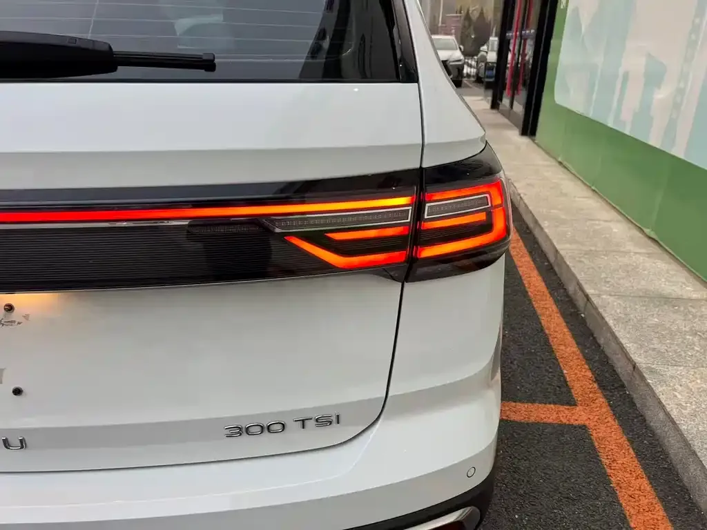 Volkswagen Tharu 2023 из CN, фото 5