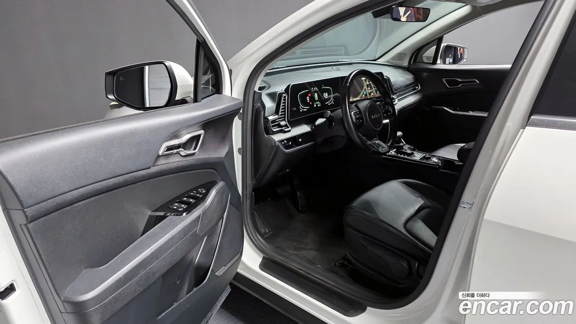 Kia Sportage — фото 10