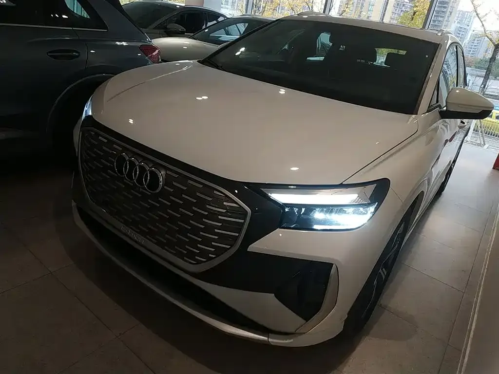 Audi Q4 e-tron 2024 из CN, фото 1