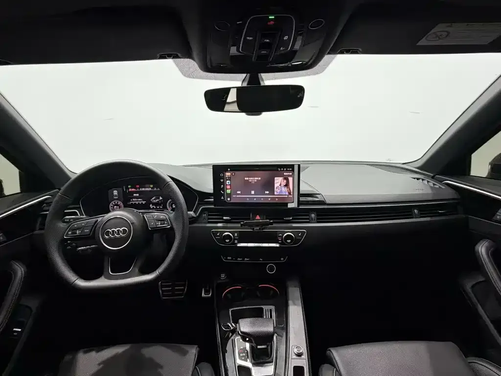 Audi A4L 2024 из CN, фото 4