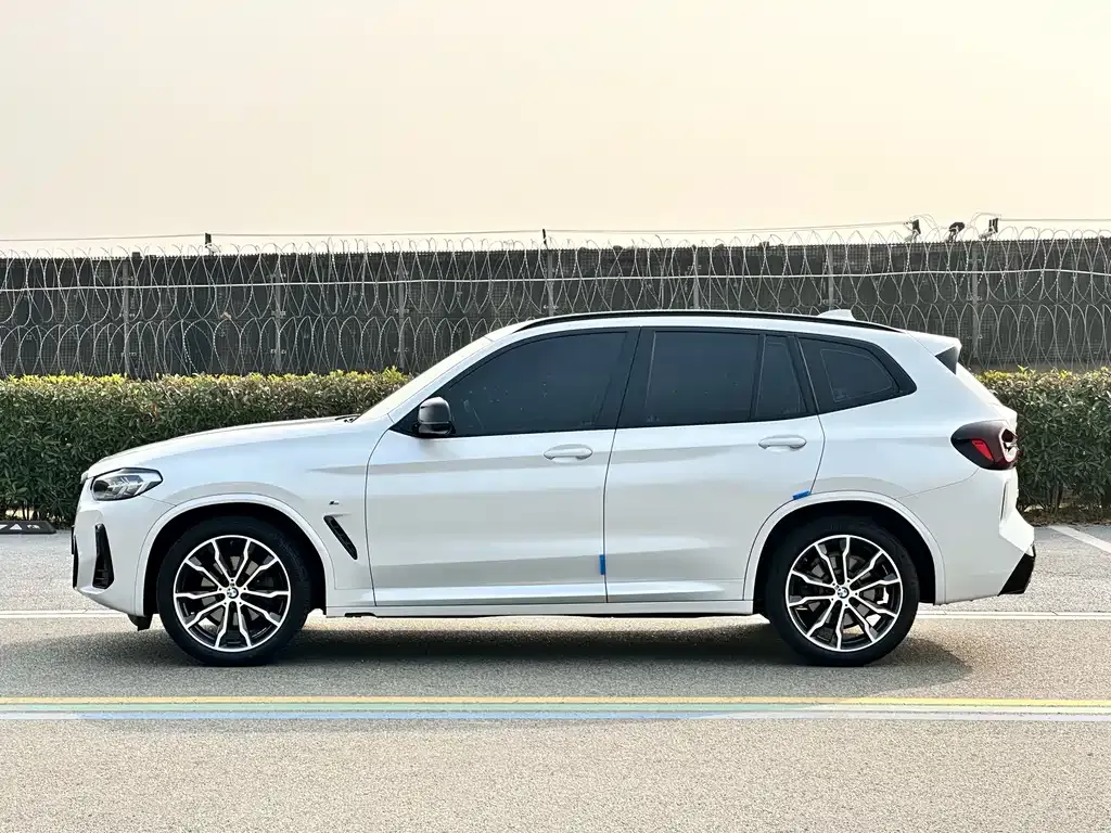 BMW X3 2022 из CN, фото 4