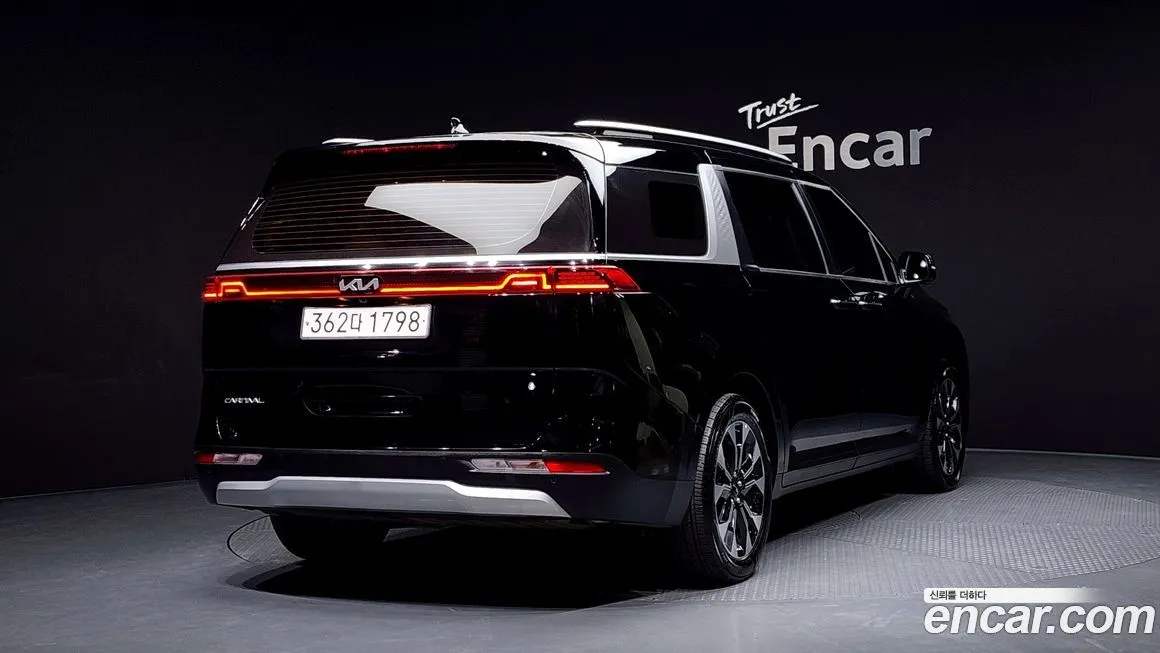 Kia Carnival — фото 2