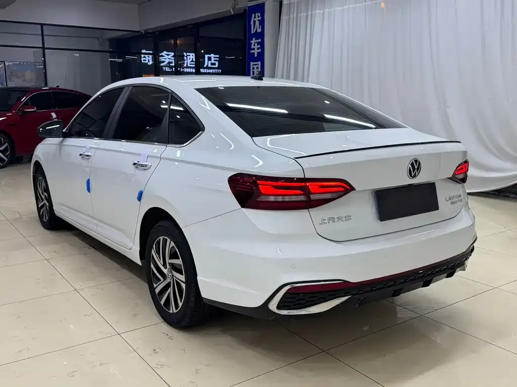 Volkswagen Lavida 2022 из CN, фото 4