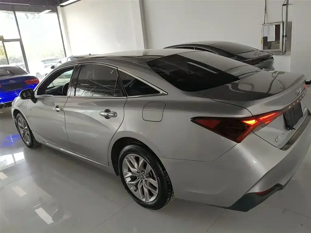 Toyota Avalon 2021 из CN, фото 5