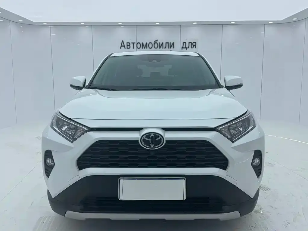 Toyota RAV4 2021 из CN, фото 2