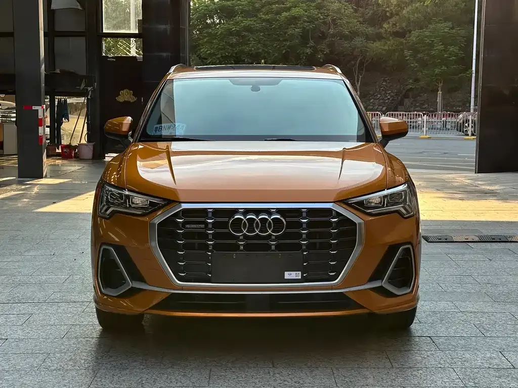 Audi Q3 2021 из CN, фото 2