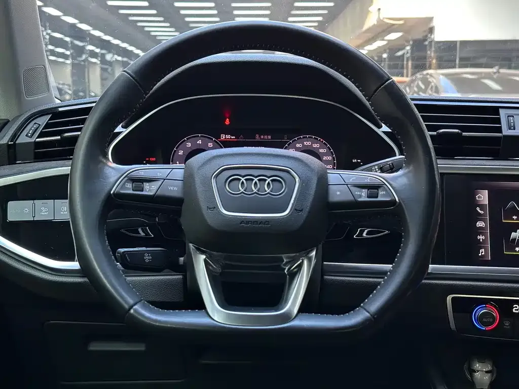 Audi Q3 2021 из CN, фото 6
