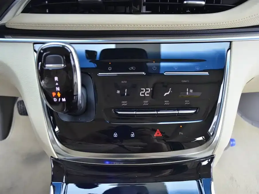 Buick GL8 2024 из CN, фото 8