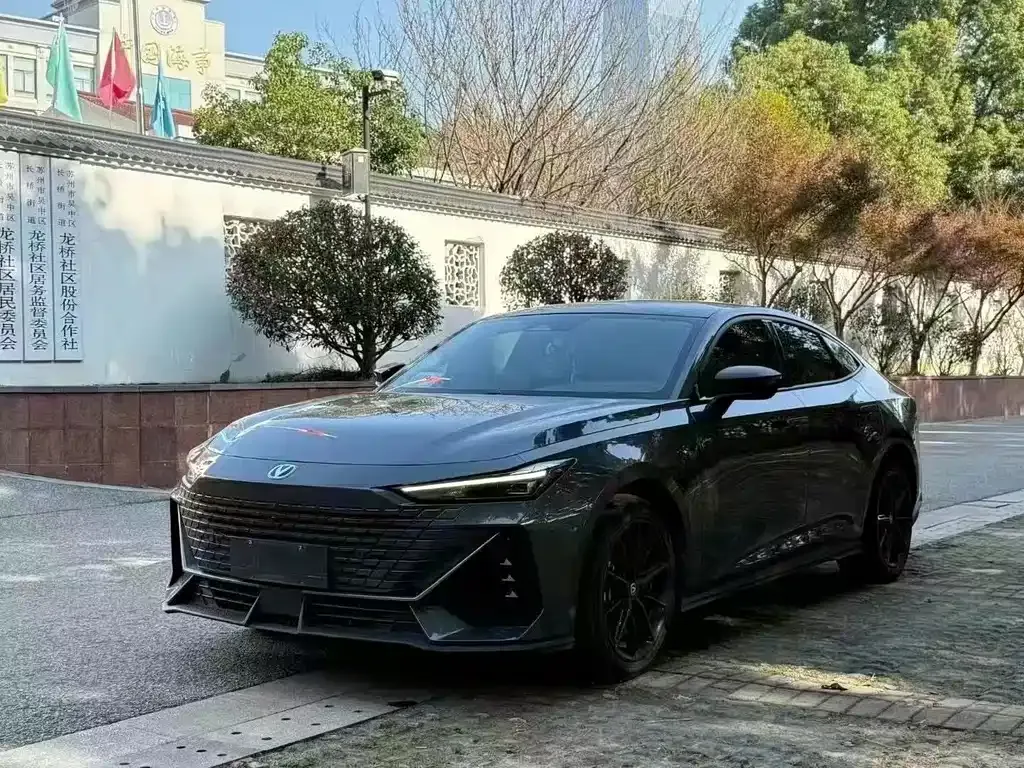 Changan UNI-V iDD 2023 из CN, фото 1