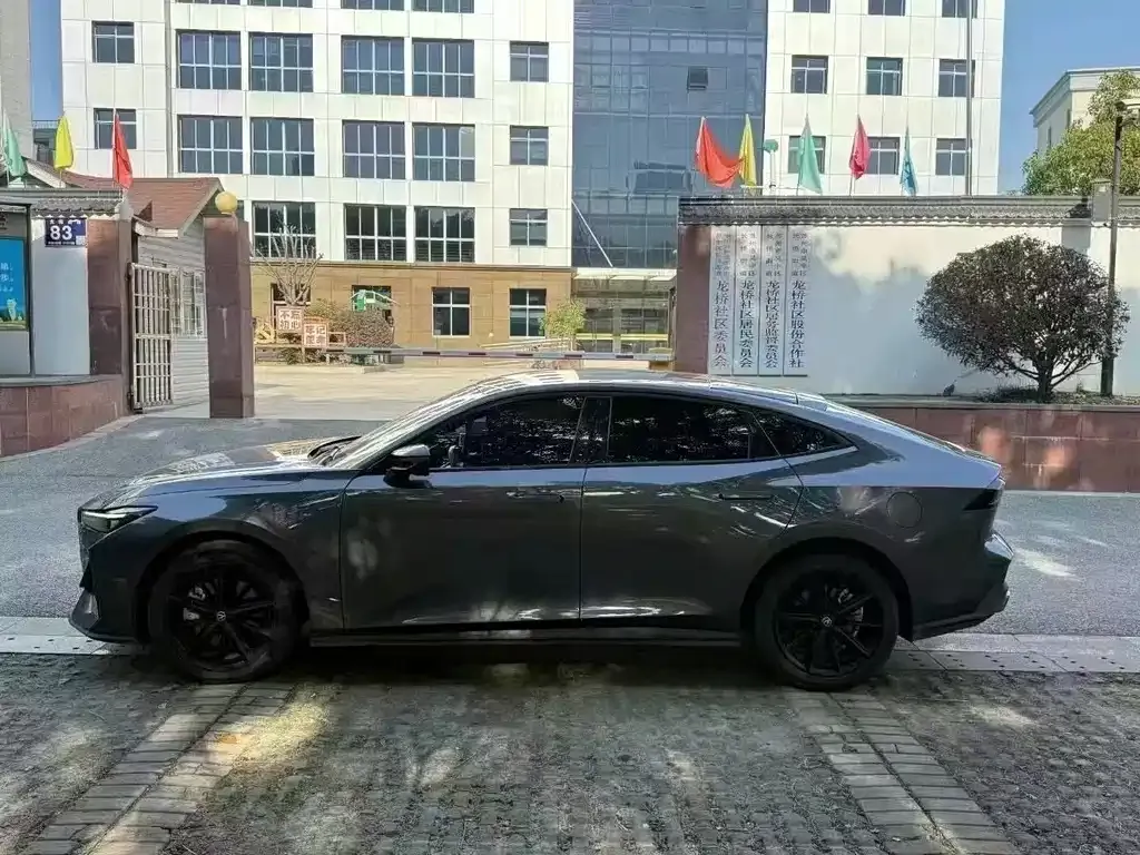 Changan UNI-V iDD 2023 из CN, фото 3