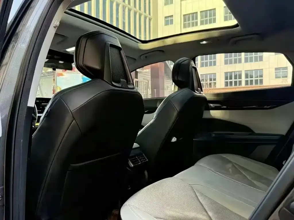 Changan UNI-V iDD 2023 из CN, фото 8