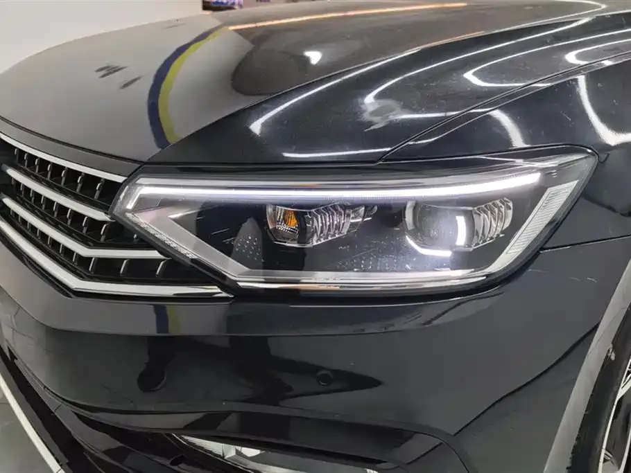 Volkswagen Magotan 2023 из CN, фото 5