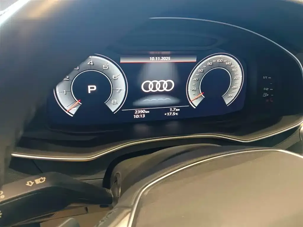 Audi A7 2023 из CN, фото 2