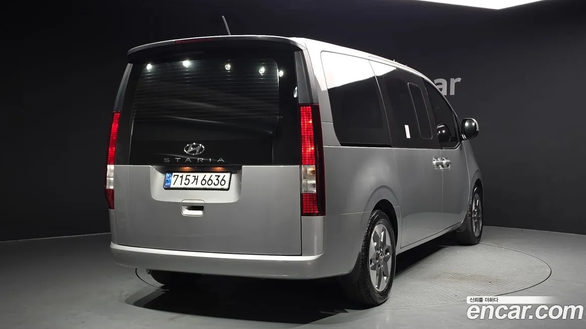 Hyundai Staria 2023 из KR, фото 2
