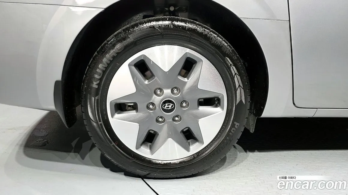 Hyundai Staria 2023 из KR, фото 5