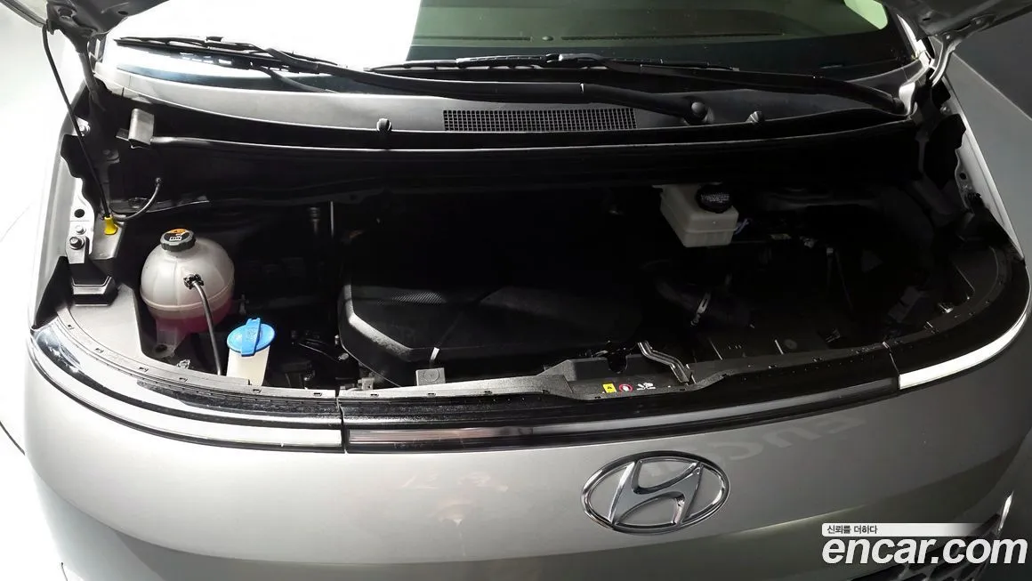 Hyundai Staria 2023 из KR, фото 6