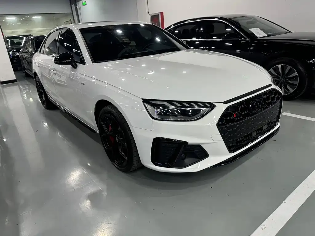 Audi A4L 2024 из CN, фото 3