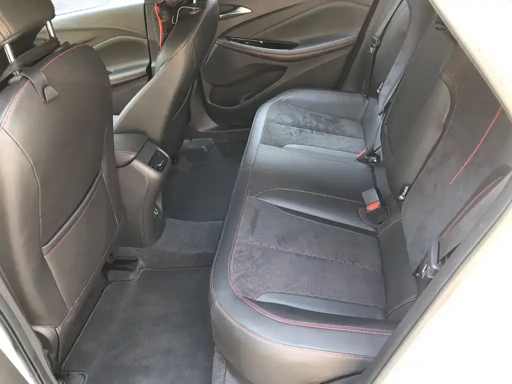 Buick Verano 2024 из CN, фото 9