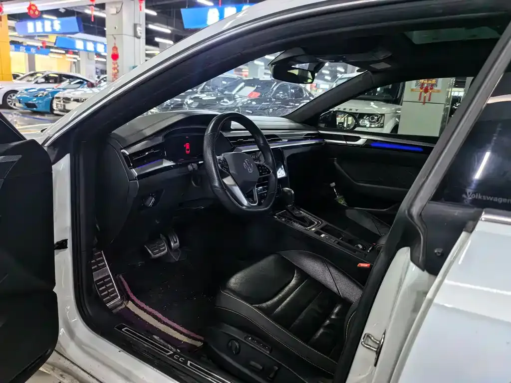 Volkswagen CC 2023 из CN, фото 6