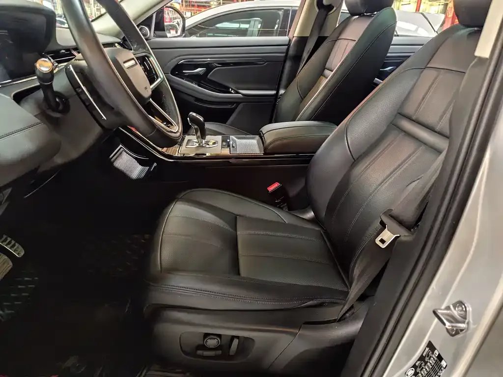 Land Rover Evoque 2021 из CN, фото 7