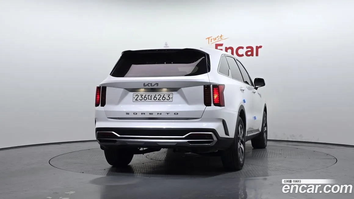 Kia Sorento — фото 4
