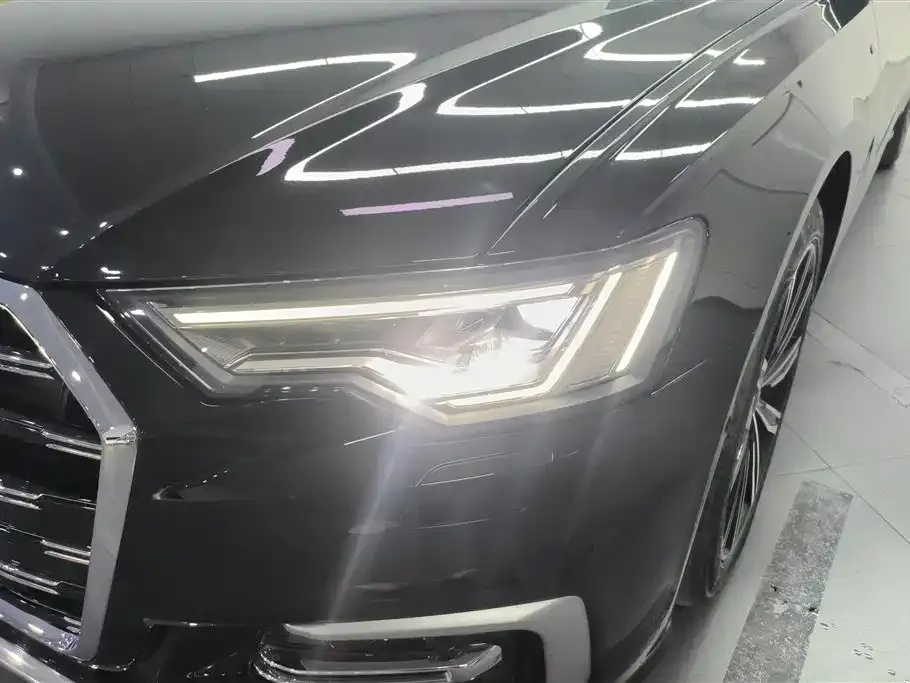 Audi A6L 2023 из CN, фото 5