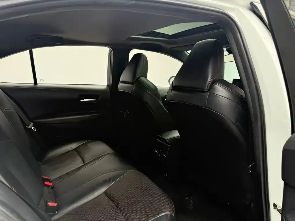 Toyota Levin — фото 10