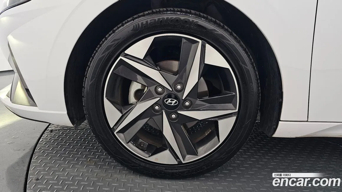 Hyundai AVANTE — фото 5