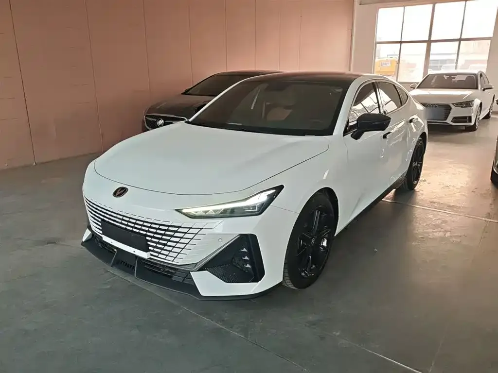 Changan UNI-V 2023 из CN, фото 2