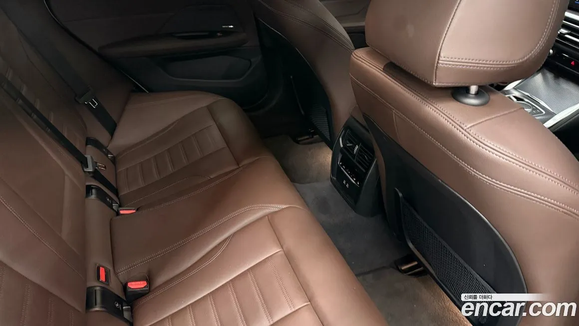 BMW i4 2024 из KR, фото 10