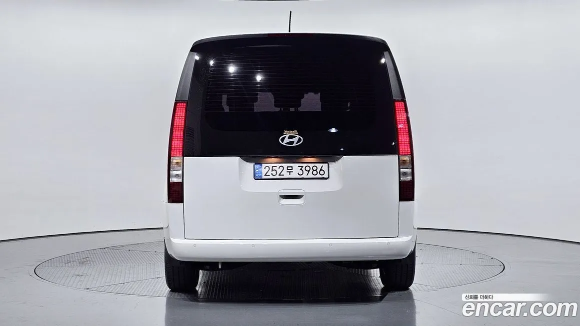 Hyundai Staria — фото 4