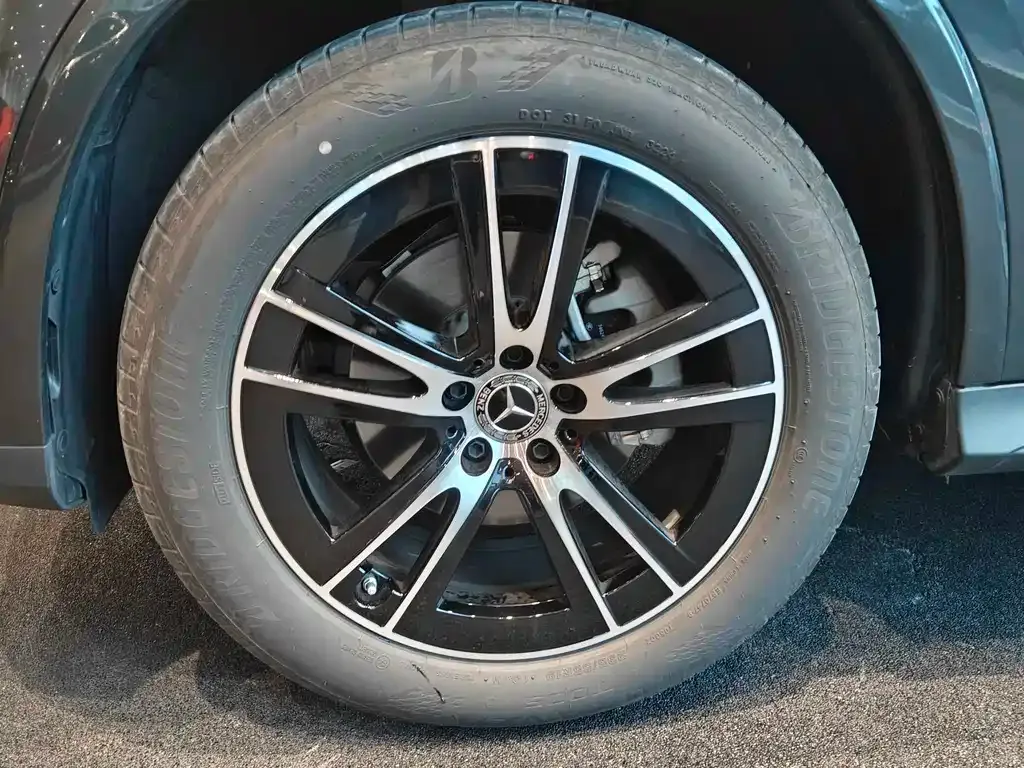 Mercedes-Benz GLC 2024 из CN, фото 5