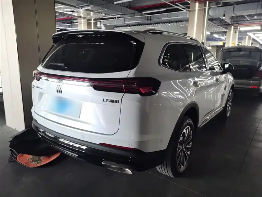 Buick Envision Plus — фото 7