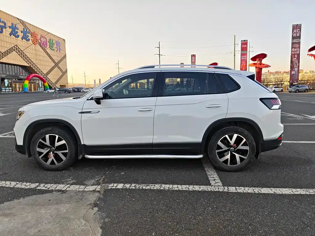 Volkswagen Tayron 2022 из CN, фото 9
