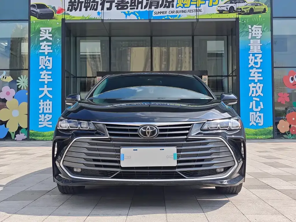 Toyota Avalon 2021 из CN, фото 2